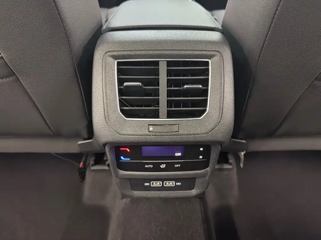 Volkswagen Tayron 2022 из CN, фото 2