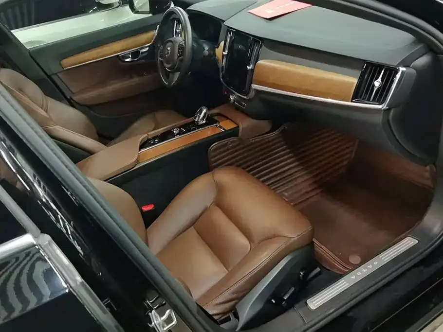 Volvo S90 2021 из CN, фото 6