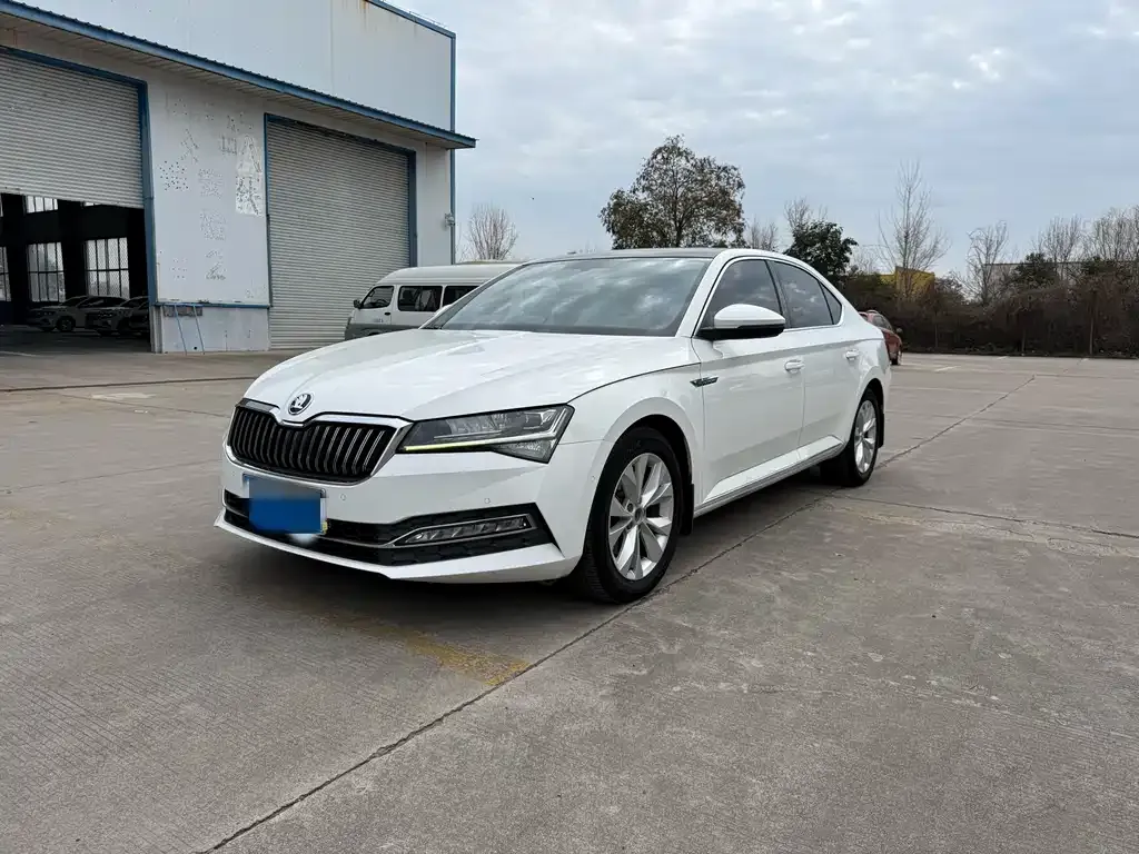 Skoda Superb 2021 из CN, фото 1