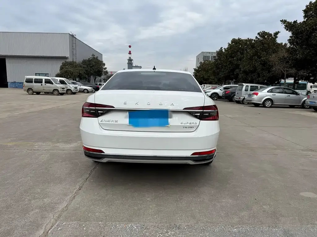 Skoda Superb 2021 из CN, фото 6