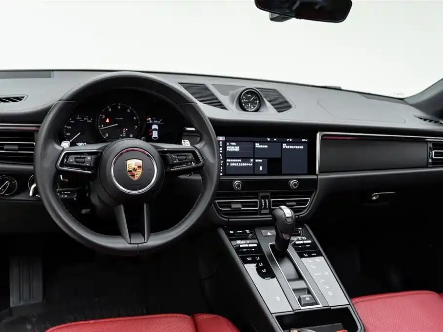 Porsche Macan — фото 10