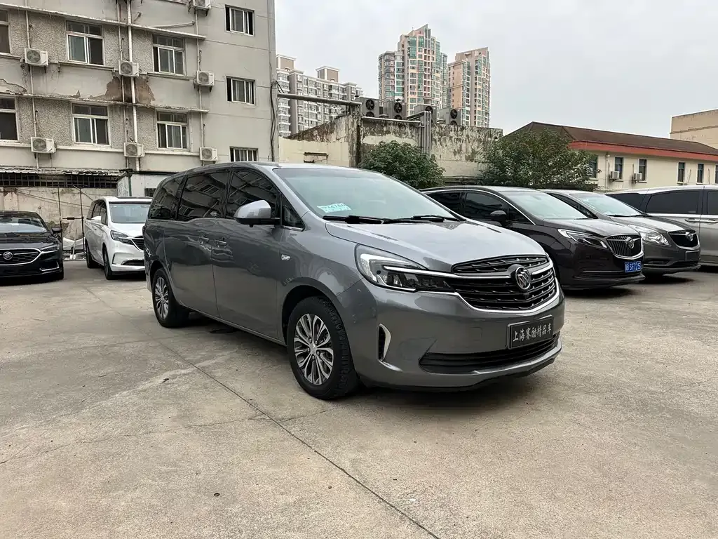 Buick GL8 2022 из CN, фото 3