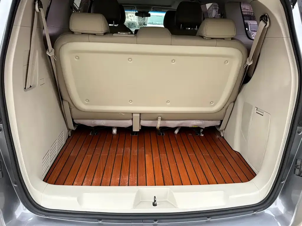 Buick GL8 2022 из CN, фото 8