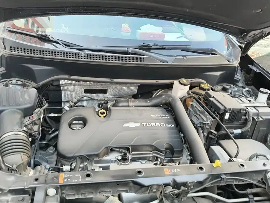 Chevrolet Equinox 2021 из CN, фото 10