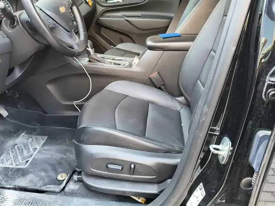 Chevrolet Equinox 2021 из CN, фото 9