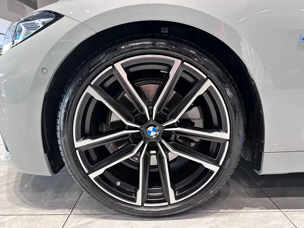 BMW 4 Series 2024 из CN, фото 9