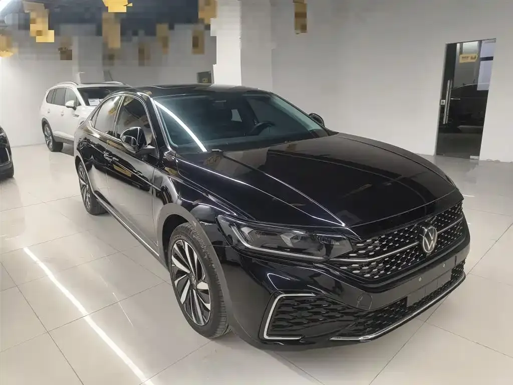 Volkswagen Passat 2023 из CN, фото 4