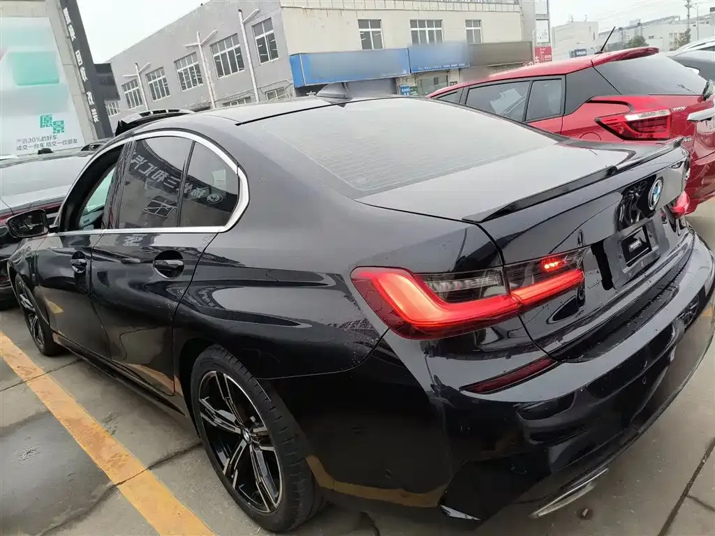 BMW 3 Series 2021 из CN, фото 3