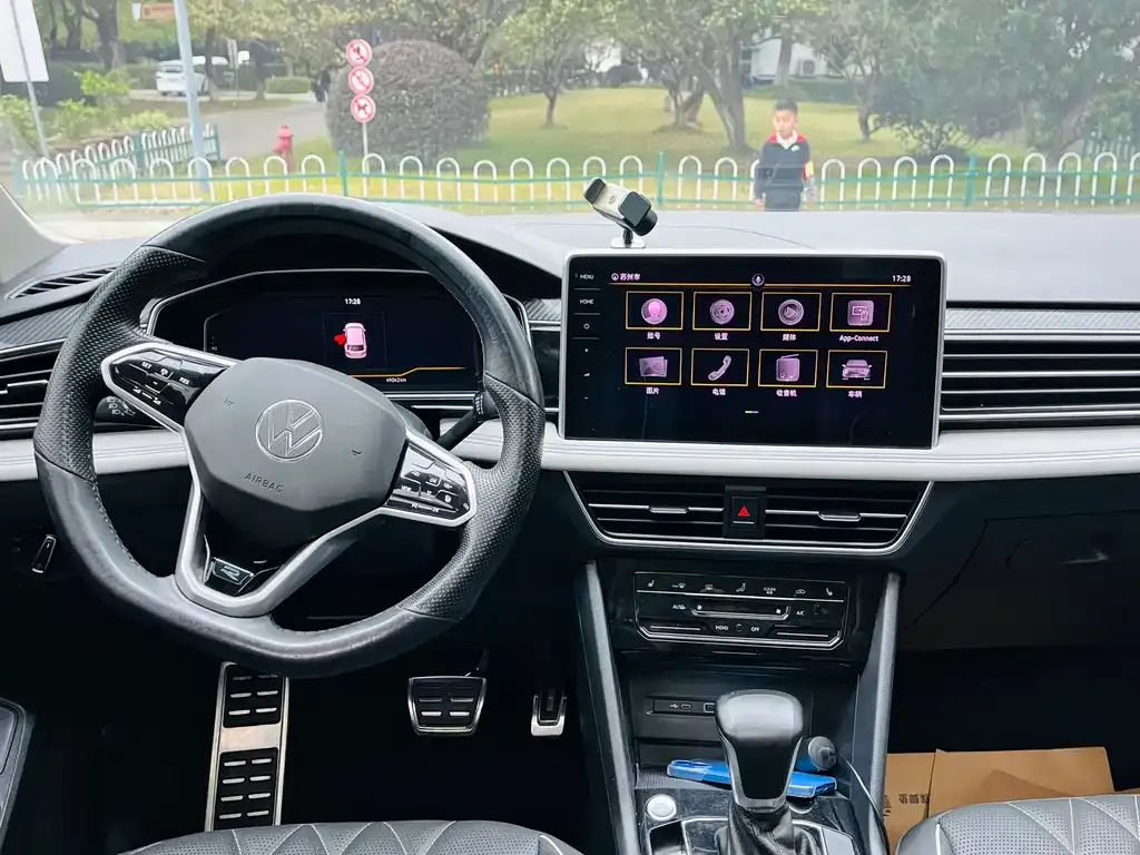 Volkswagen Tiguan L 2022 из CN, фото 5