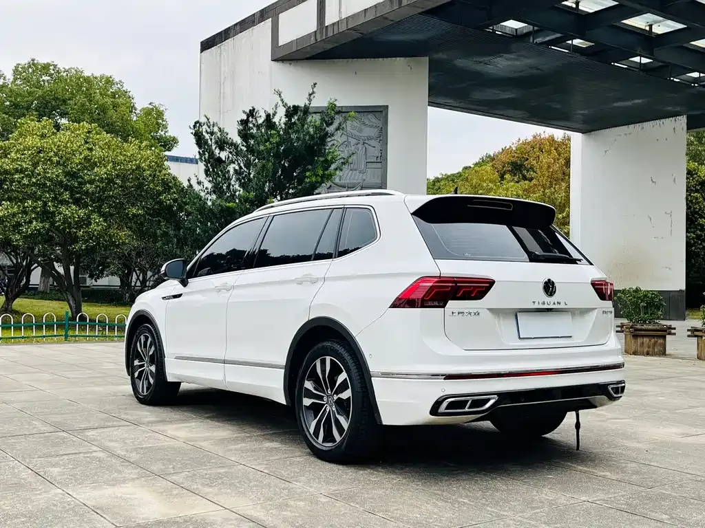 Volkswagen Tiguan L 2022 из CN, фото 8