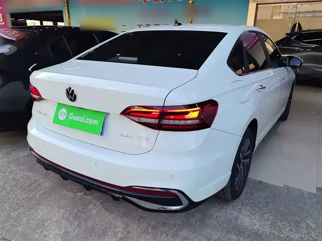 Volkswagen Lavida 2023 из CN, фото 2