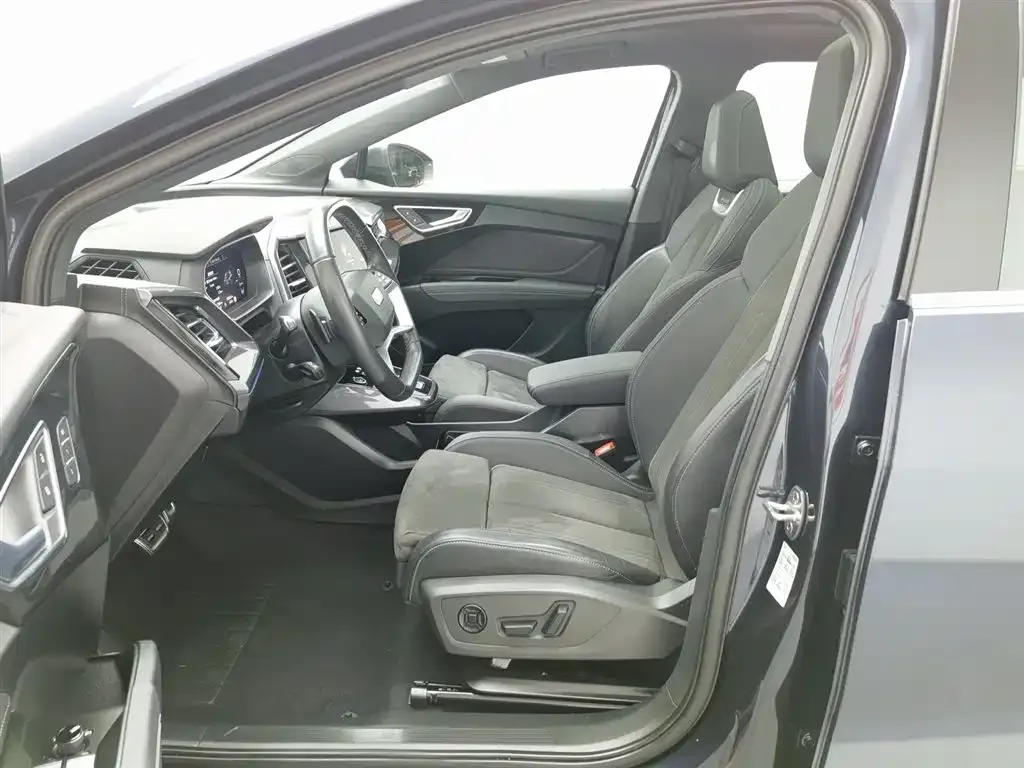 Audi Q4 e-tron 2023 из CN, фото 8