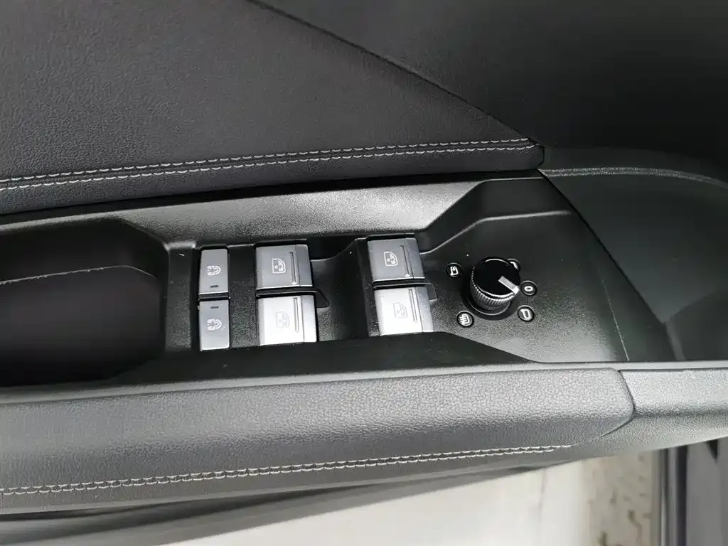 Audi Q4 e-tron 2023 из CN, фото 4