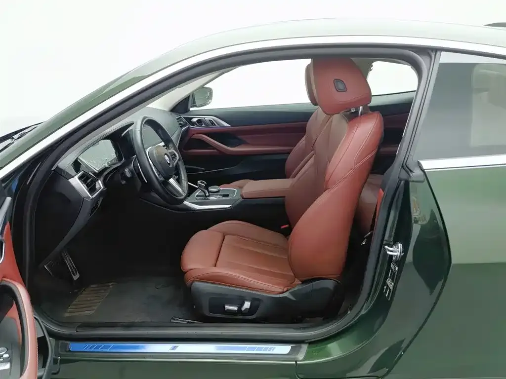 BMW 4 Series 2023 из CN, фото 6
