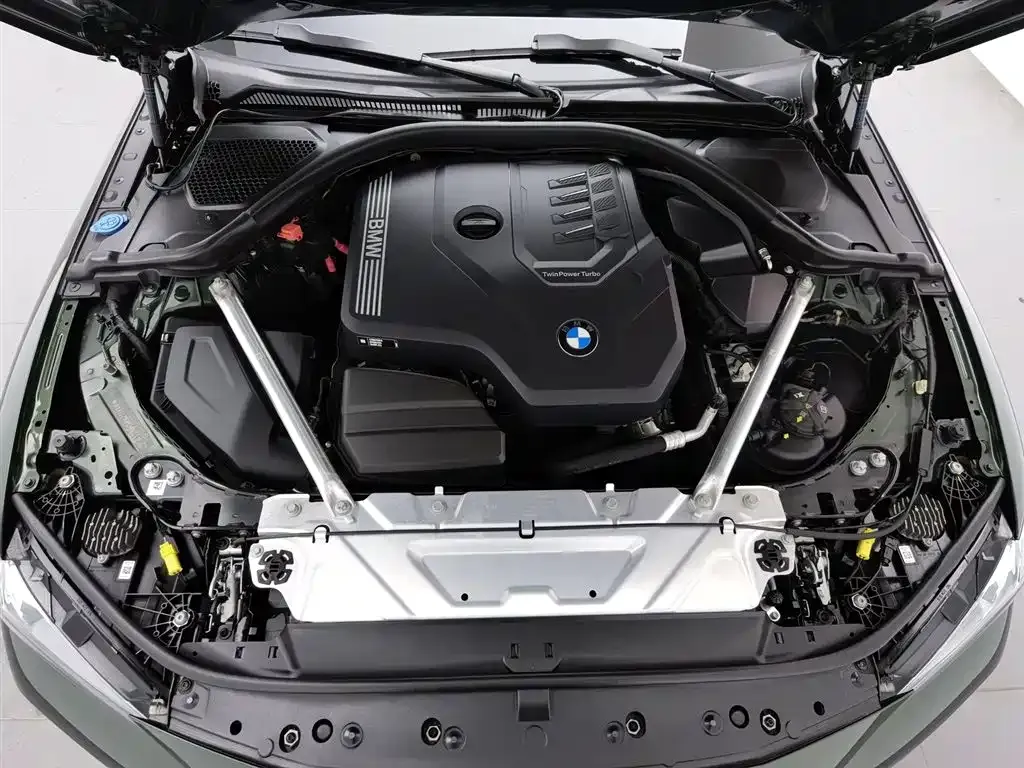 BMW 4 Series 2023 из CN, фото 9