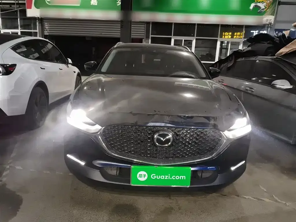 Mazda CX-30 2022 из CN, фото 2