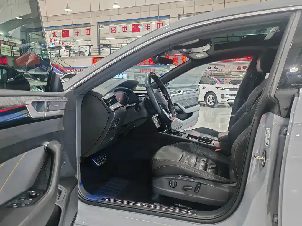 Volkswagen CC 2022 из CN, фото 10