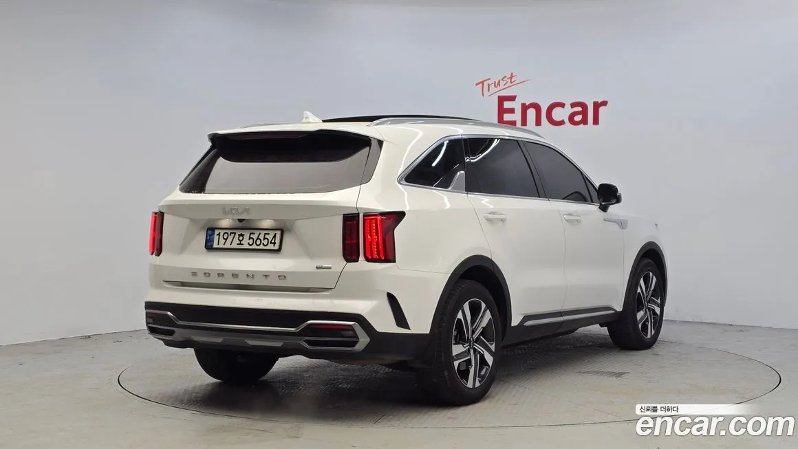 Kia Sorento — фото 4