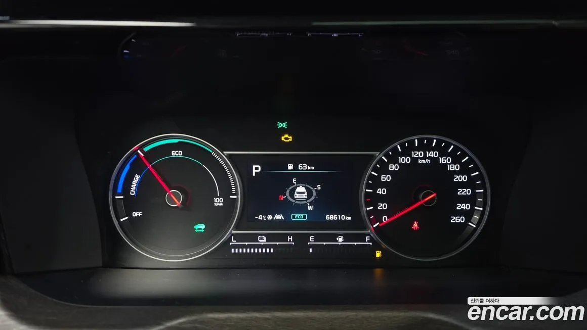 Kia Sorento — фото 7