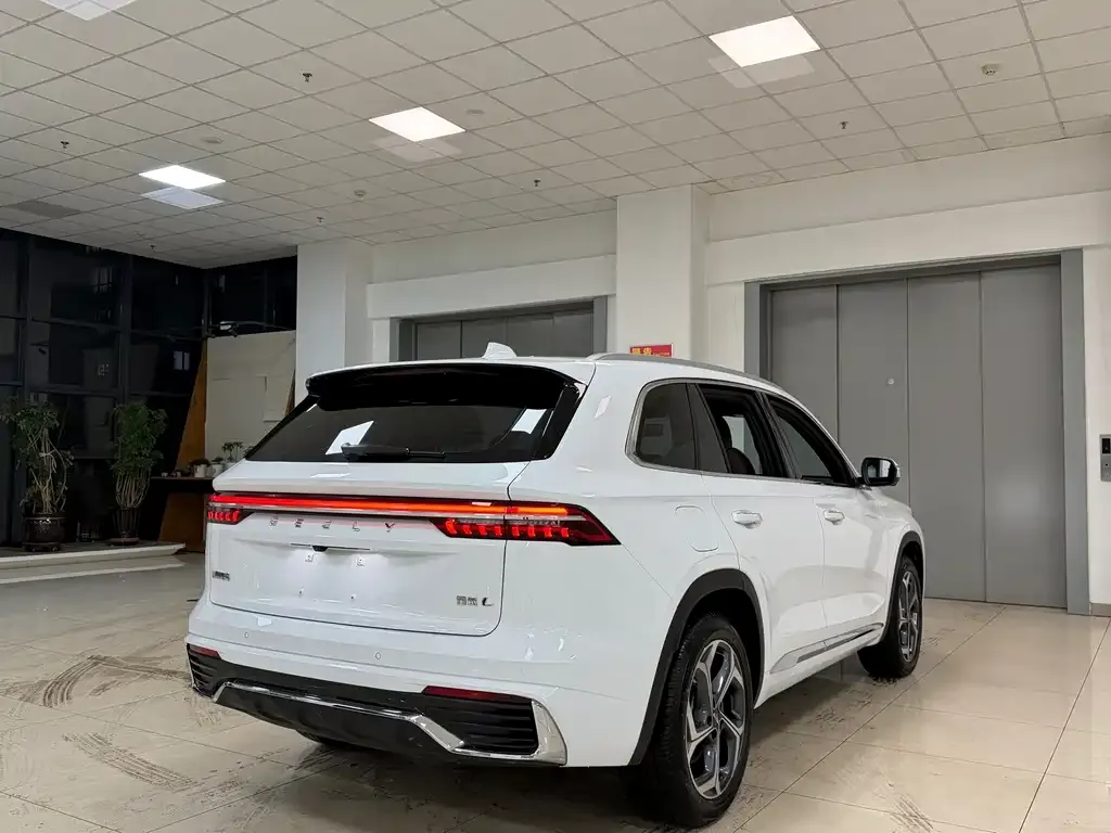 Geely Xingyue L 2023 из CN, фото 8