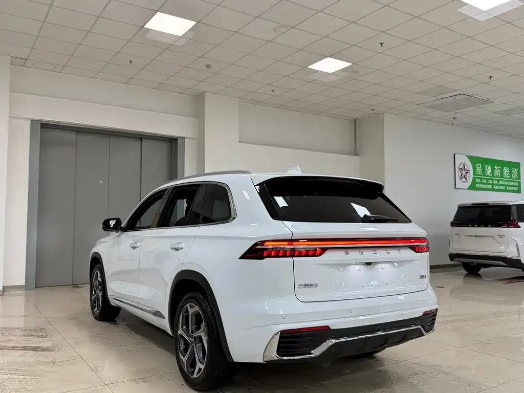 Geely Xingyue L 2023 из CN, фото 3