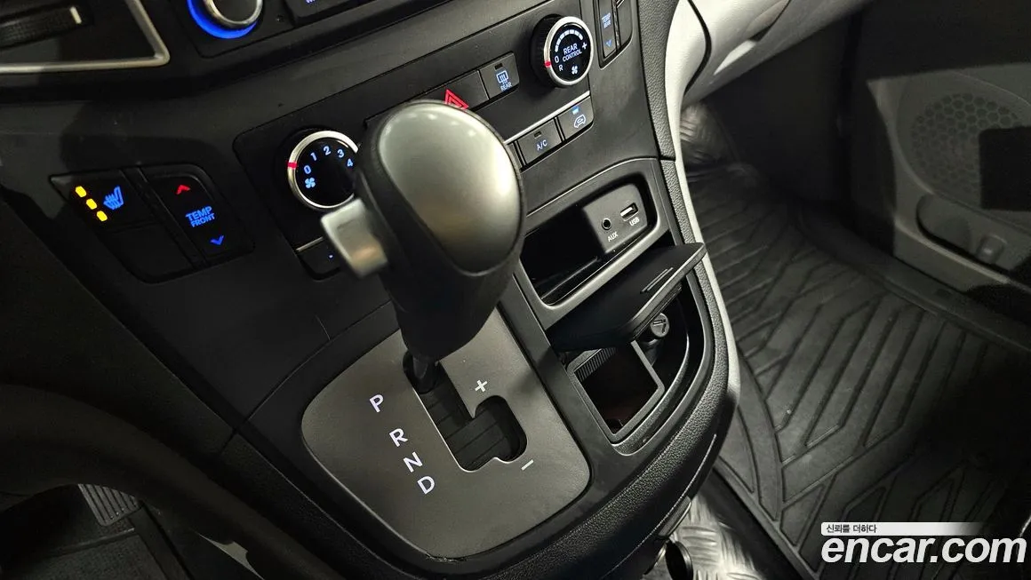 Hyundai Starex 2021 из KR, фото 3