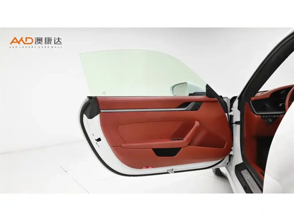 Porsche 911 2023 из CN, фото 9