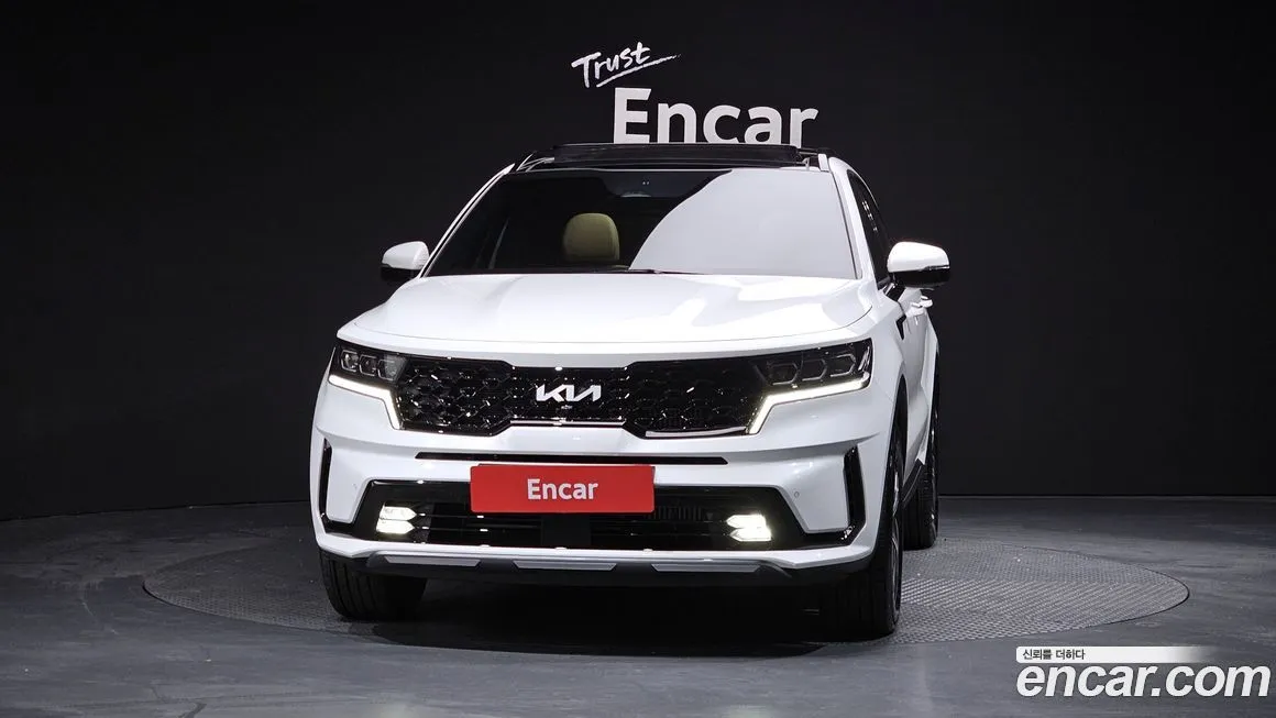 Kia Sorento — фото 8