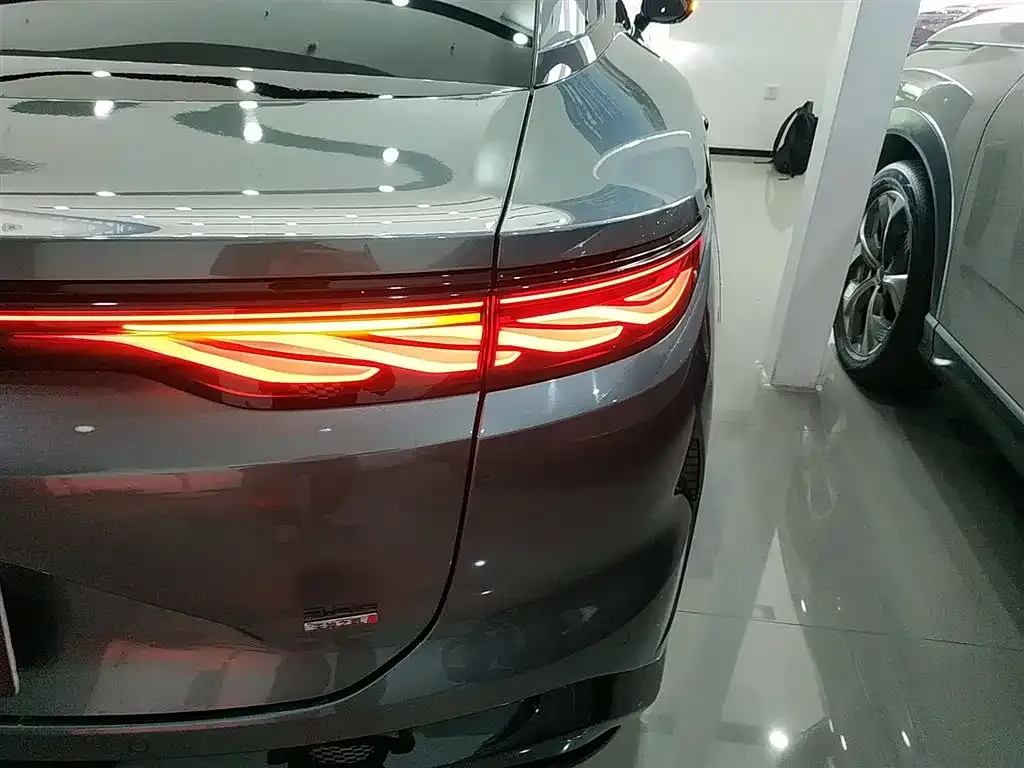 BYD Han L 2025 из CN, фото 8