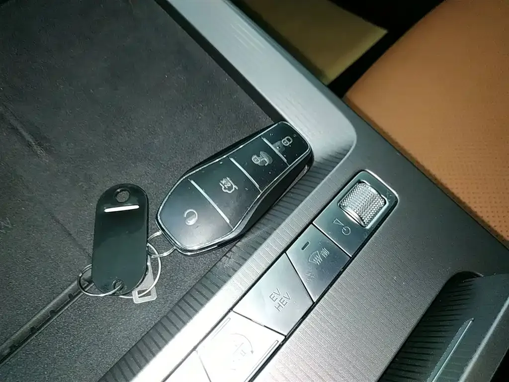 BYD Han L 2025 из CN, фото 9