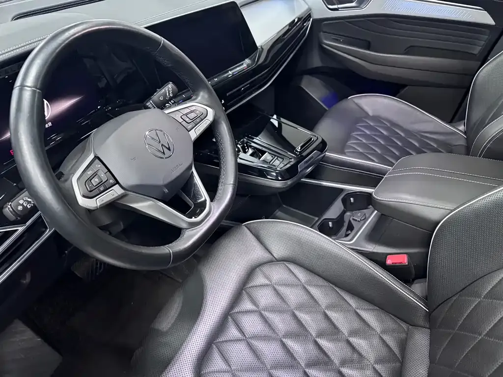 Volkswagen Talagon 2023 из CN, фото 3