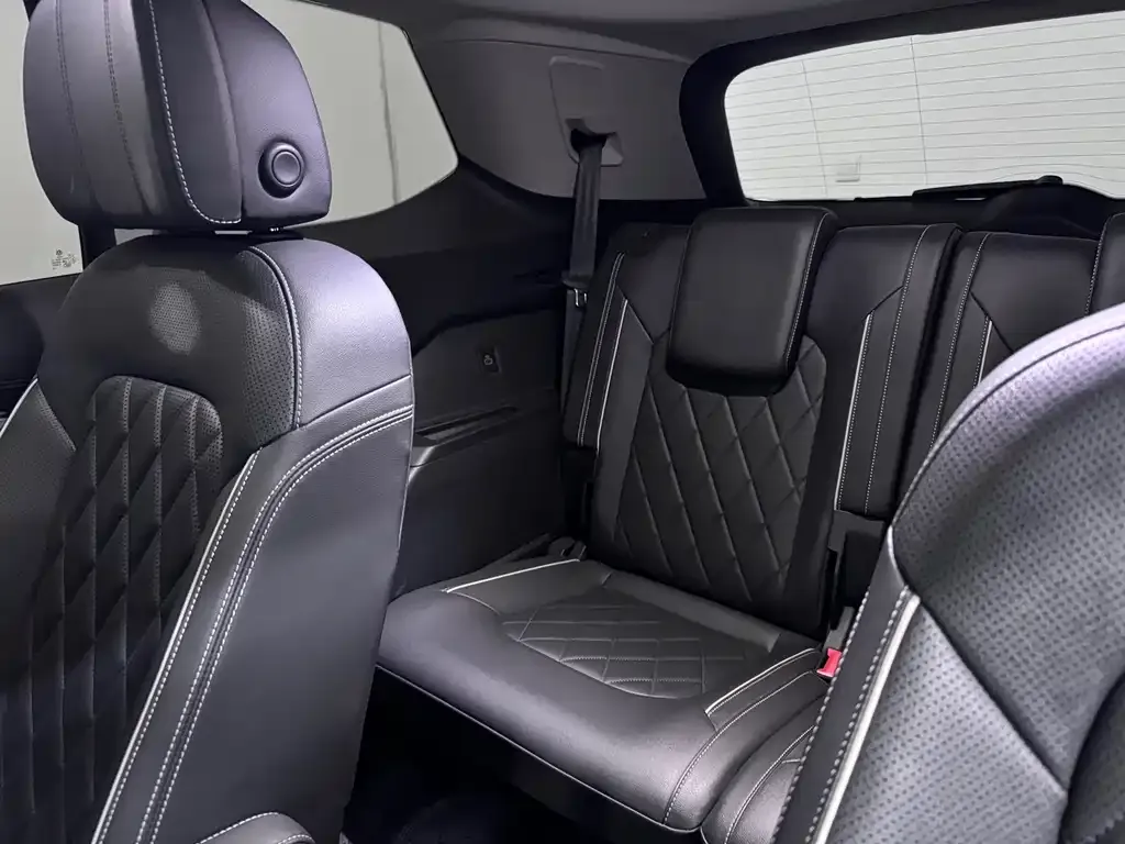 Volkswagen Talagon 2023 из CN, фото 5