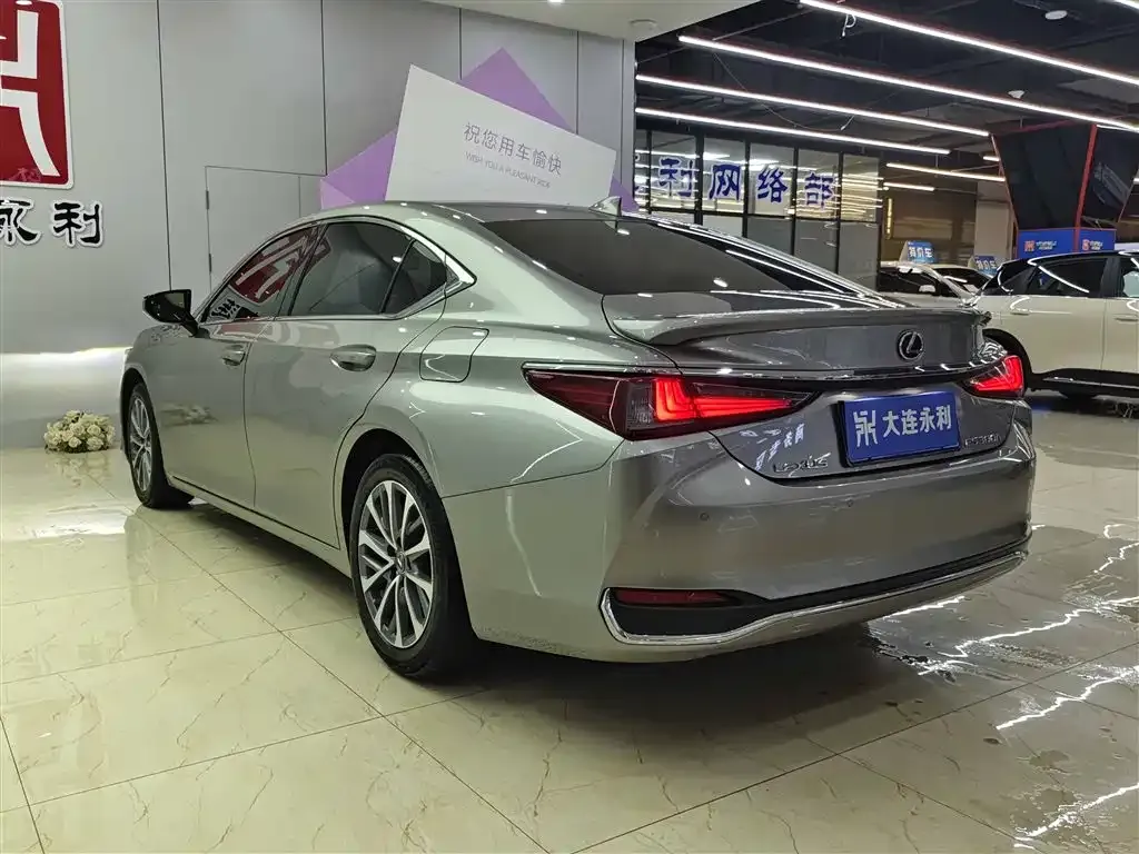 Lexus ES 2023 из CN, фото 3