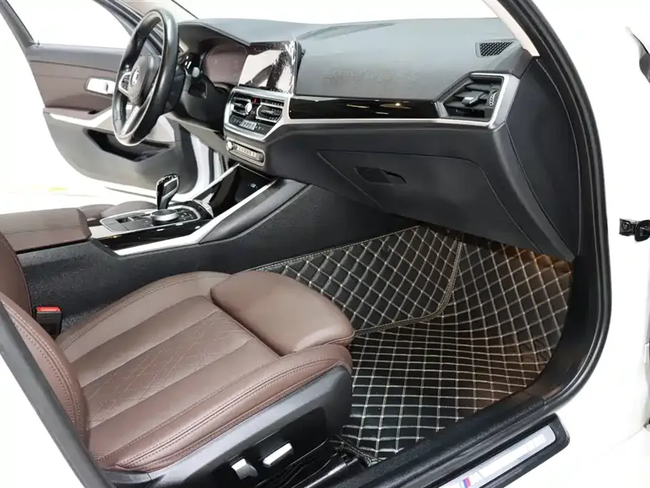 BMW 3 Series 2022 из CN, фото 9