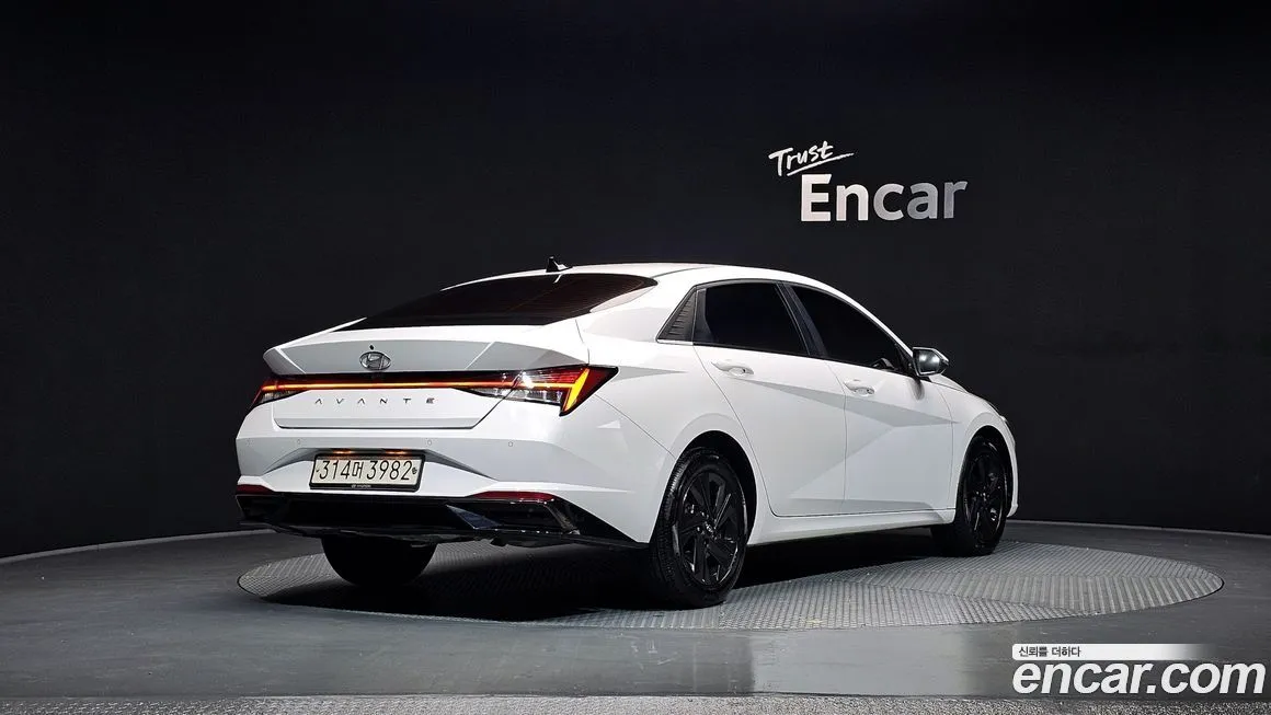 Hyundai AVANTE — фото 7