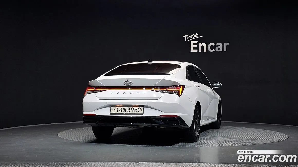 Hyundai AVANTE — фото 9