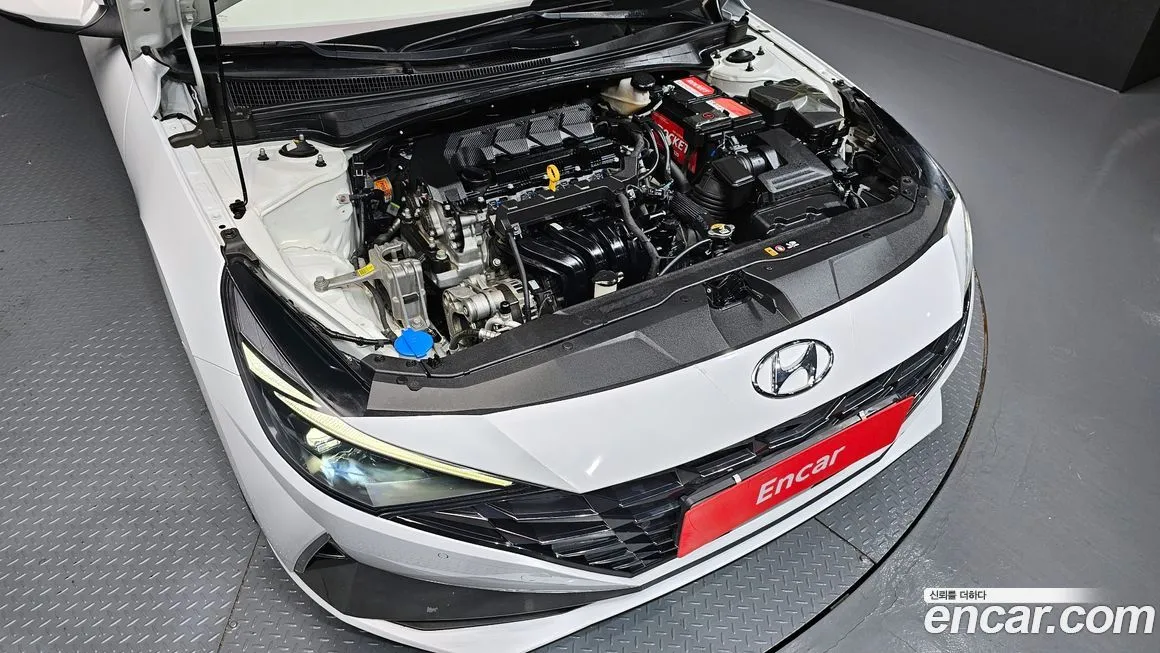 Hyundai AVANTE — фото 5