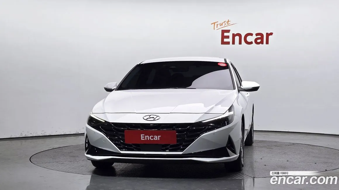 Hyundai AVANTE — фото 3