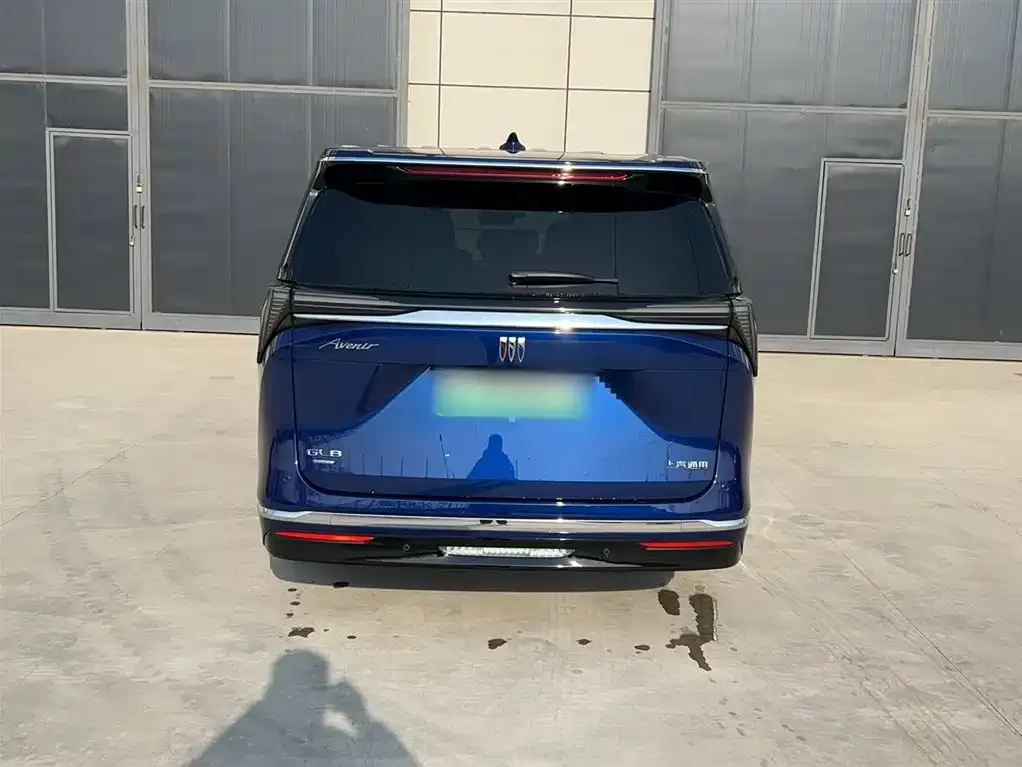 Buick GL8 Hybrid 2024 из CN, фото 3
