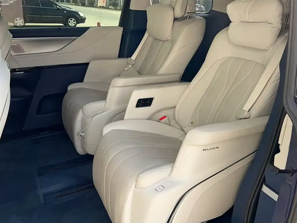 Buick GL8 Hybrid 2024 из CN, фото 8
