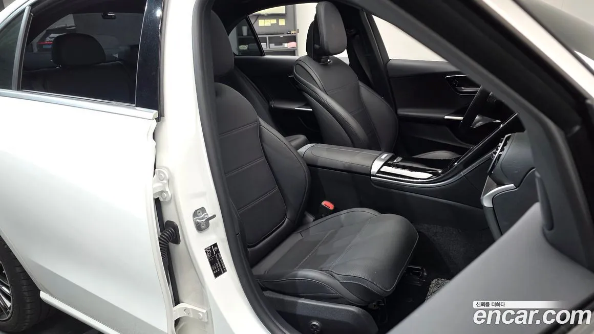 [object Object] C-Class 2024 из KR, фото 10