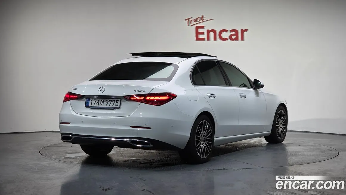 [object Object] C-Class 2024 из KR, фото 2