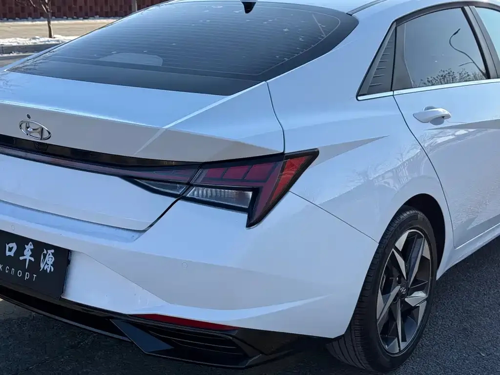 Hyundai Elantra 2021 из CN, фото 7