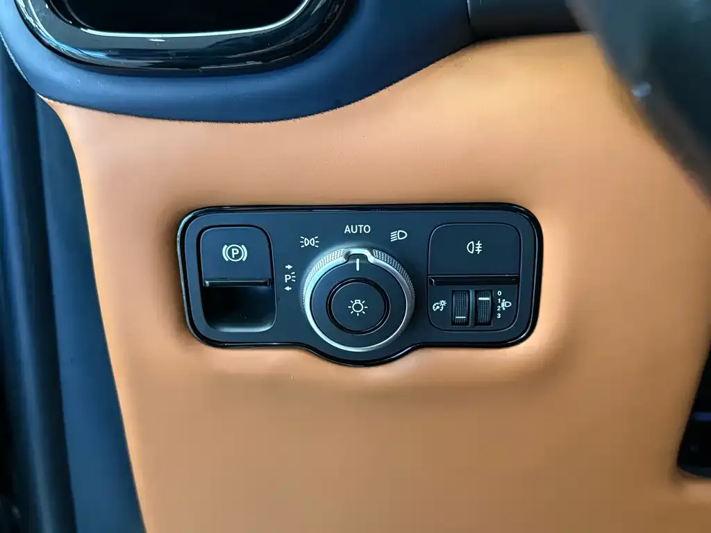 Mercedes-Benz Vito 2025 из CN, фото 3