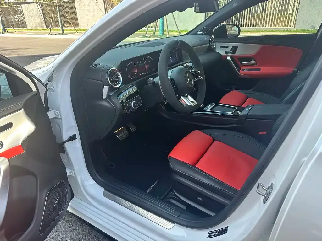 Mercedes-Benz A-Class AMG (Import) 2024 из CN, фото 3