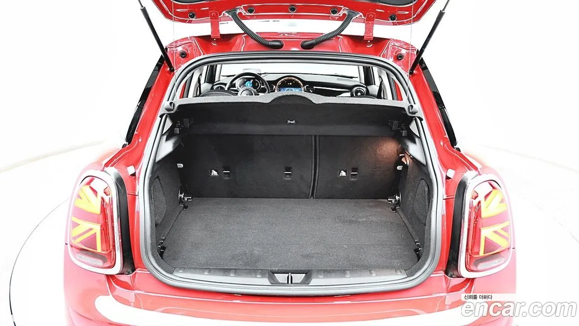 Mini Cooper 2023 из KR, фото 9