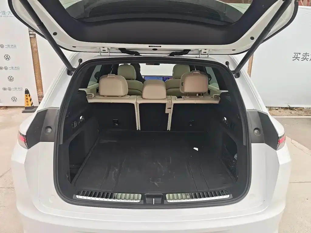 Li Auto L7 2023 из CN, фото 2