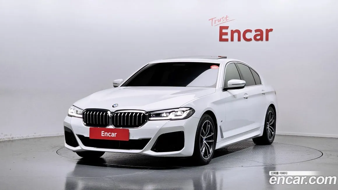 BMW 5-Series 2023 из KR, фото 1