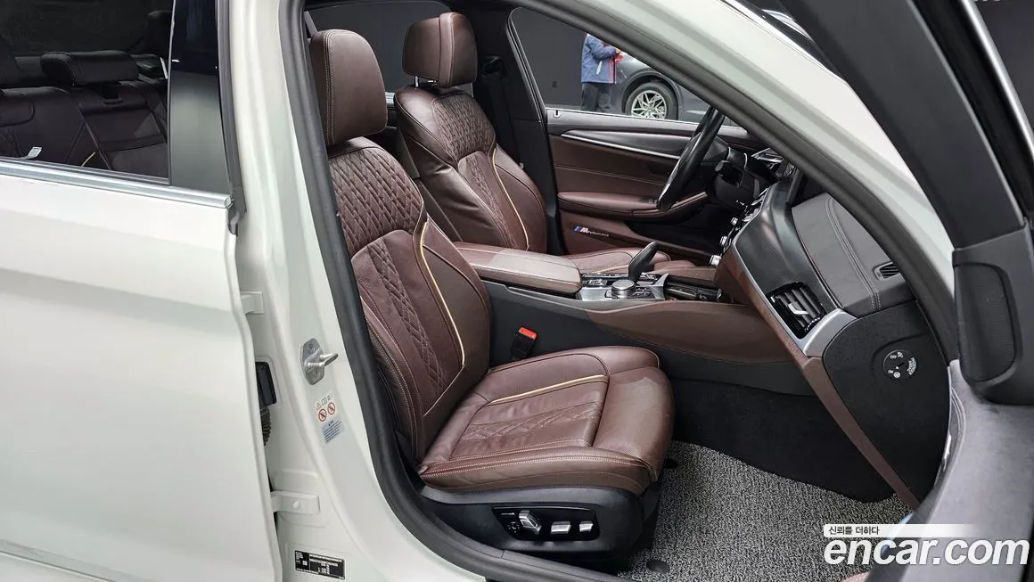 BMW 5-Series 2023 из KR, фото 6
