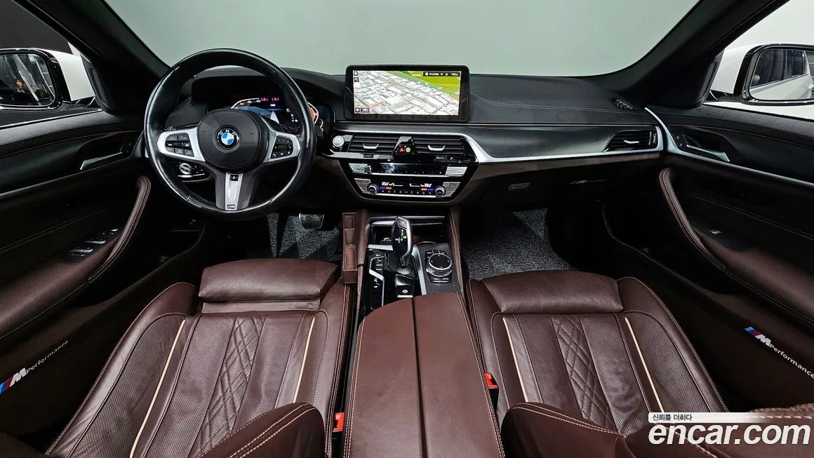 BMW 5-Series 2023 из KR, фото 10